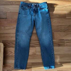 Levi’s Wedgie in Classic Blue Denim Jeans Tapered Crop